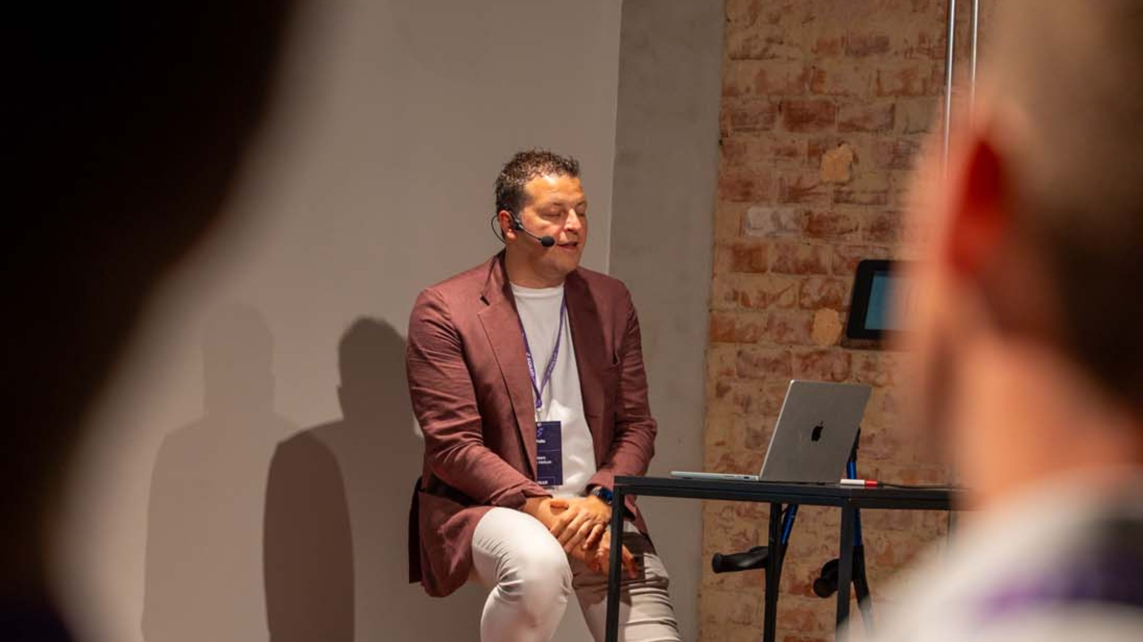 Mark van Hattum - FolloTalks BE