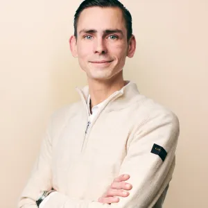 Mike Bouwman 2 - Beige.jpg